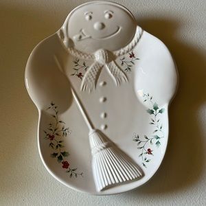 Pfaltzgraff Winterberry Snowman Cookie plate